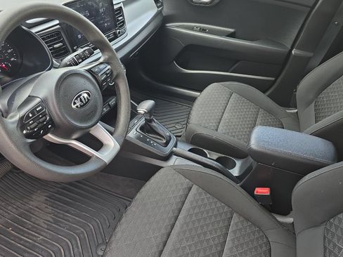 Used 2021 Kia Rio S FWD image 10