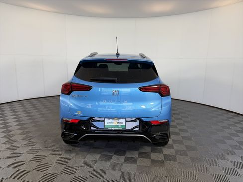 Used 2026 Buick Encore GX Sport Touring w/ Comfort Package image 9