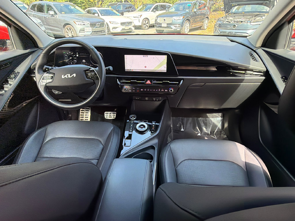 Used 2023 Kia Niro Wave w/ Wave Preserve Package FWD image 17