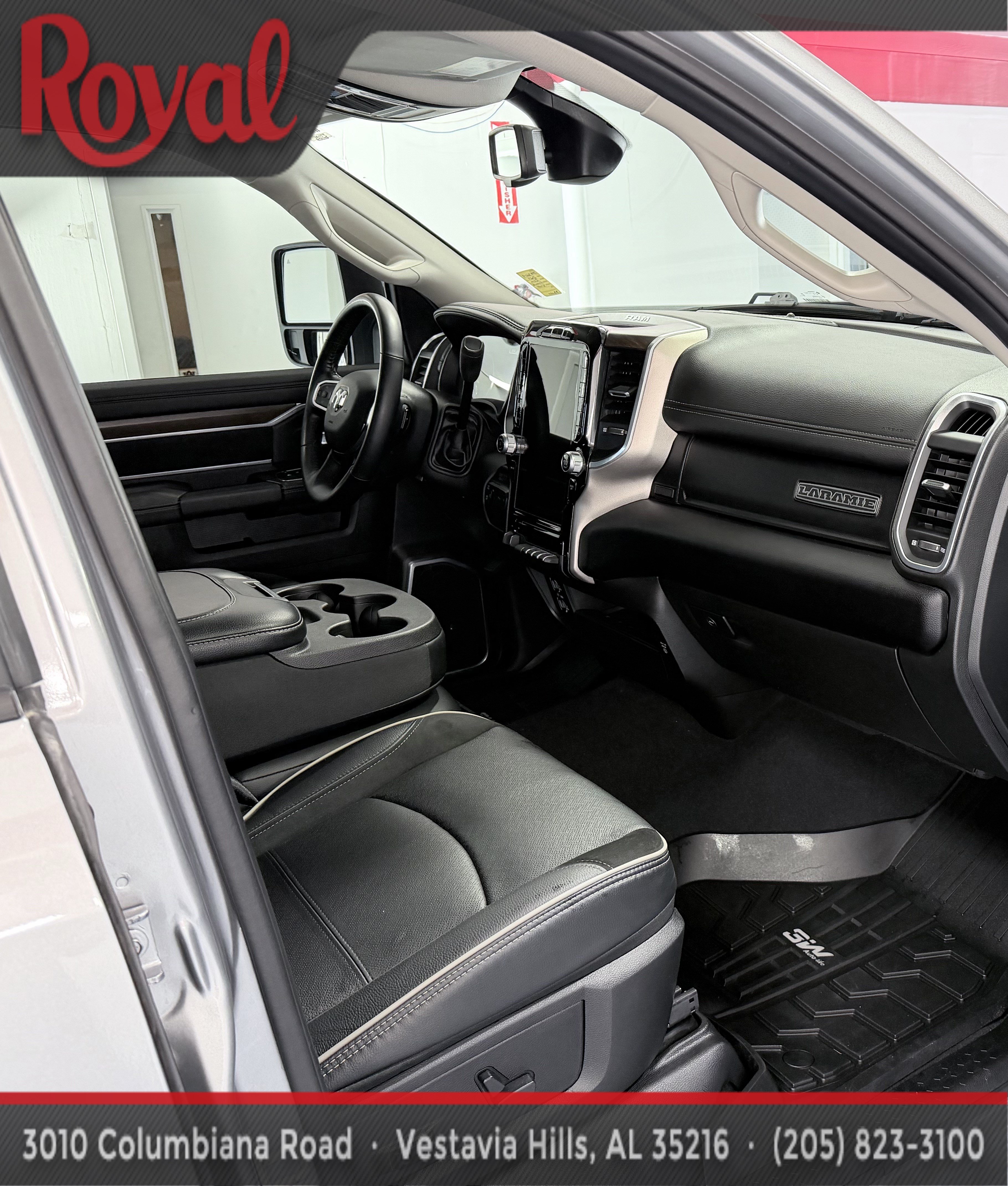 Used 2024 RAM 2500 Laramie AWD/4WD image 16