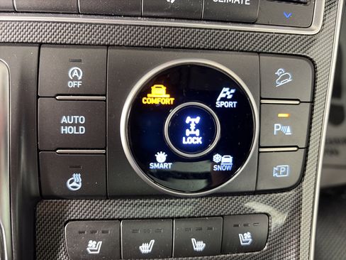 Certified 2023 Hyundai Santa Fe Limited w/ Cargo Package image 31