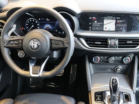 New 2025 Alfa Romeo Stelvio Sprint image 20