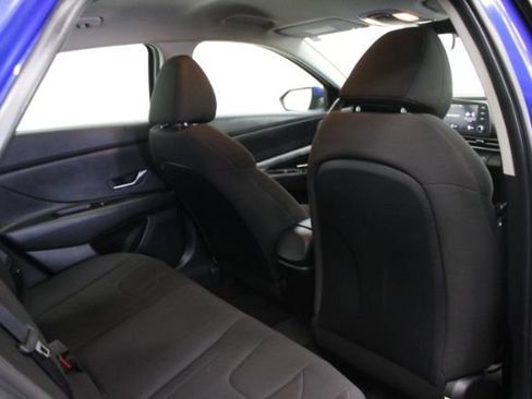 Used 2021 Hyundai Elantra SEL w/ Cargo Package FWD image 22