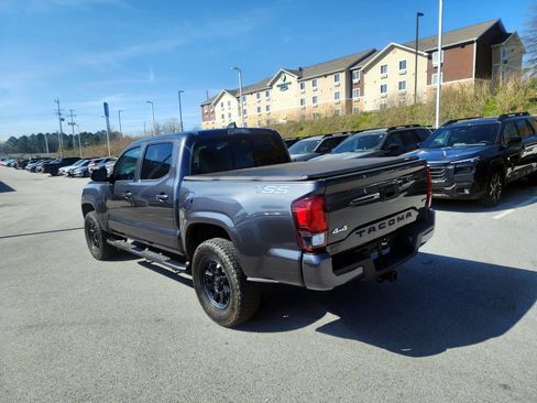 Used 2023 Toyota Tacoma SR image 4