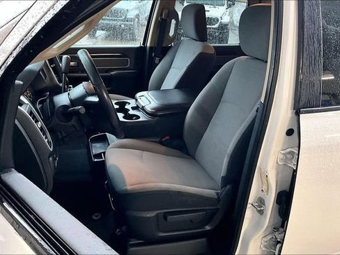 Used 2019 RAM 2500 Big Horn image 17