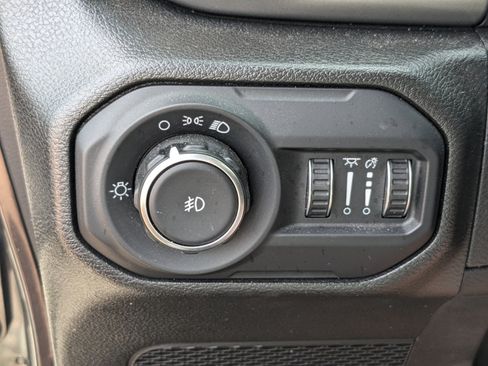 Used 2022 Jeep Wrangler Unlimited Sport AWD/4WD image 20