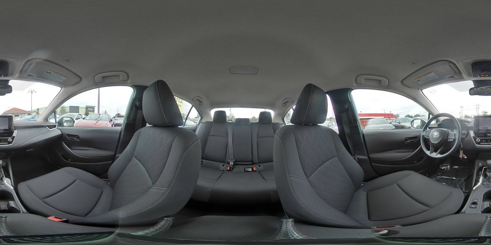 Used 2025 Toyota Corolla LE FWD image 39