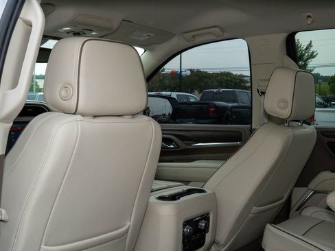 Used 2021 GMC Yukon Denali AWD/4WD image 13
