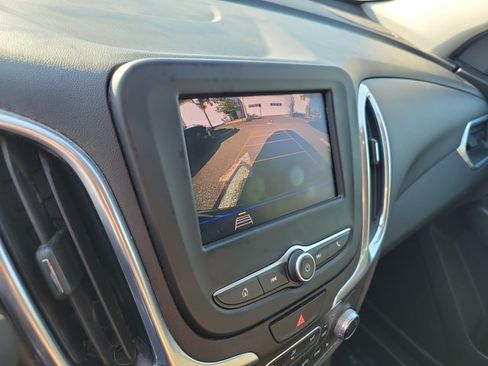 Used 2021 Chevrolet Equinox LT AWD/4WD image 29