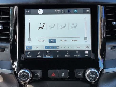 Used 2024 RAM 3500 Big Horn image 29