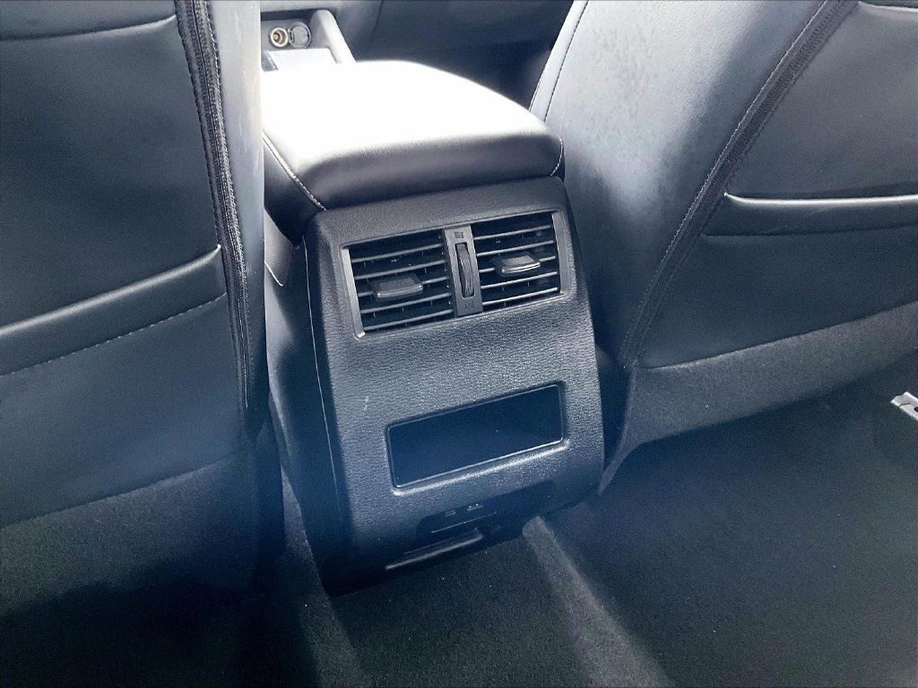 Used 2024 Mitsubishi Outlander SE FWD image 32