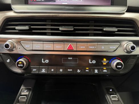 Used 2020 Kia Telluride EX AWD/4WD image 35