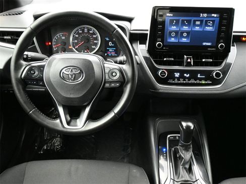 Used 2022 Toyota Corolla SE image 5