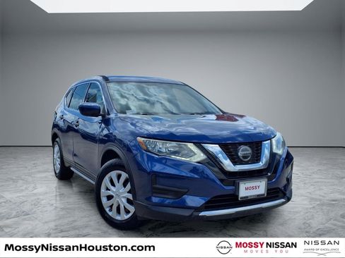 Used 2018 Nissan Rogue S FWD image 1