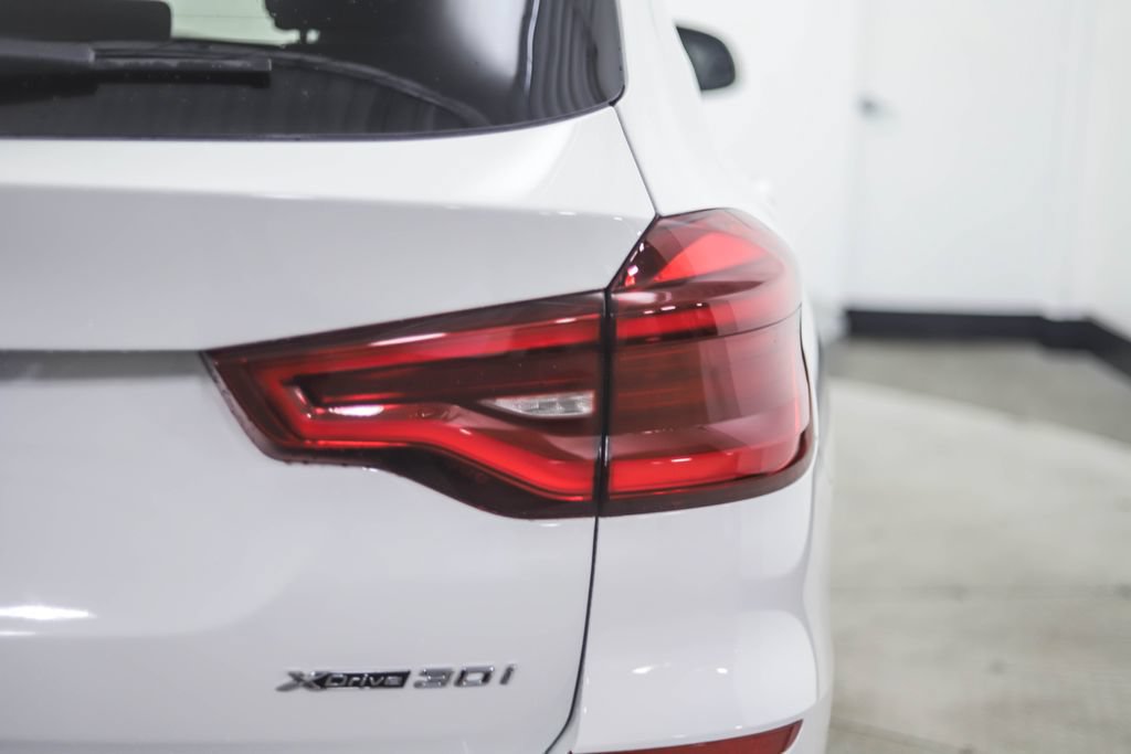 Used 2021 BMW X3 xDrive30i w/ Convenience Package (ZC2) AWD/4WD image 5