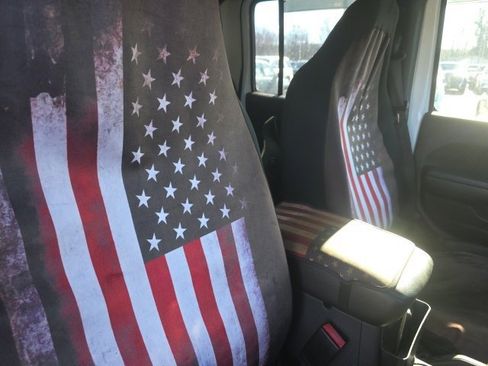 Used 2023 Jeep Gladiator Sport image 16