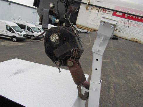 Used 2017 Ford F450 XL w/ Power Equipment Group image 27