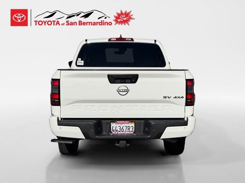 Used 2023 Nissan Frontier SV w/ Technology Package image 4