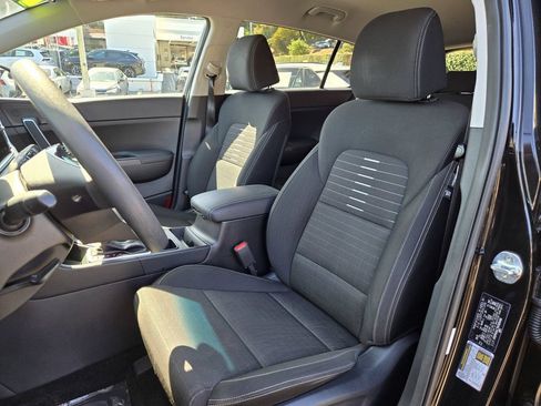 Used 2022 Kia Sportage LX w/ LX FWD Value Edition Package image 14