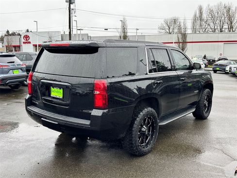 Used 2018 Chevrolet Tahoe LT w/ Luxury Package image 7