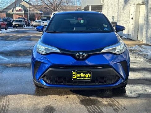Used 2020 Toyota C-HR XLE image 2