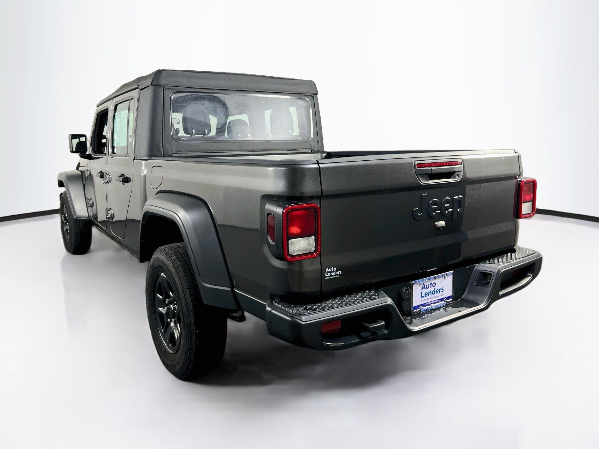 Used 2023 Jeep Gladiator Sport AWD/4WD image 7
