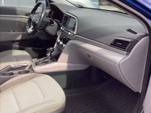 Used 2019 Hyundai Elantra Value Edition FWD image 18