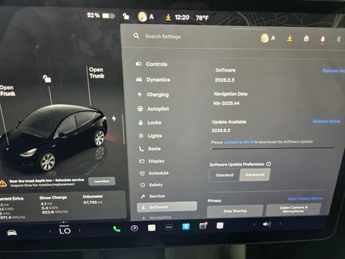 Used 2023 Tesla Model Y Long Range image 17