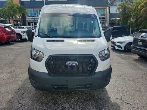 Used 2024 Ford Transit 250 148 Medium Roof RWD image 3