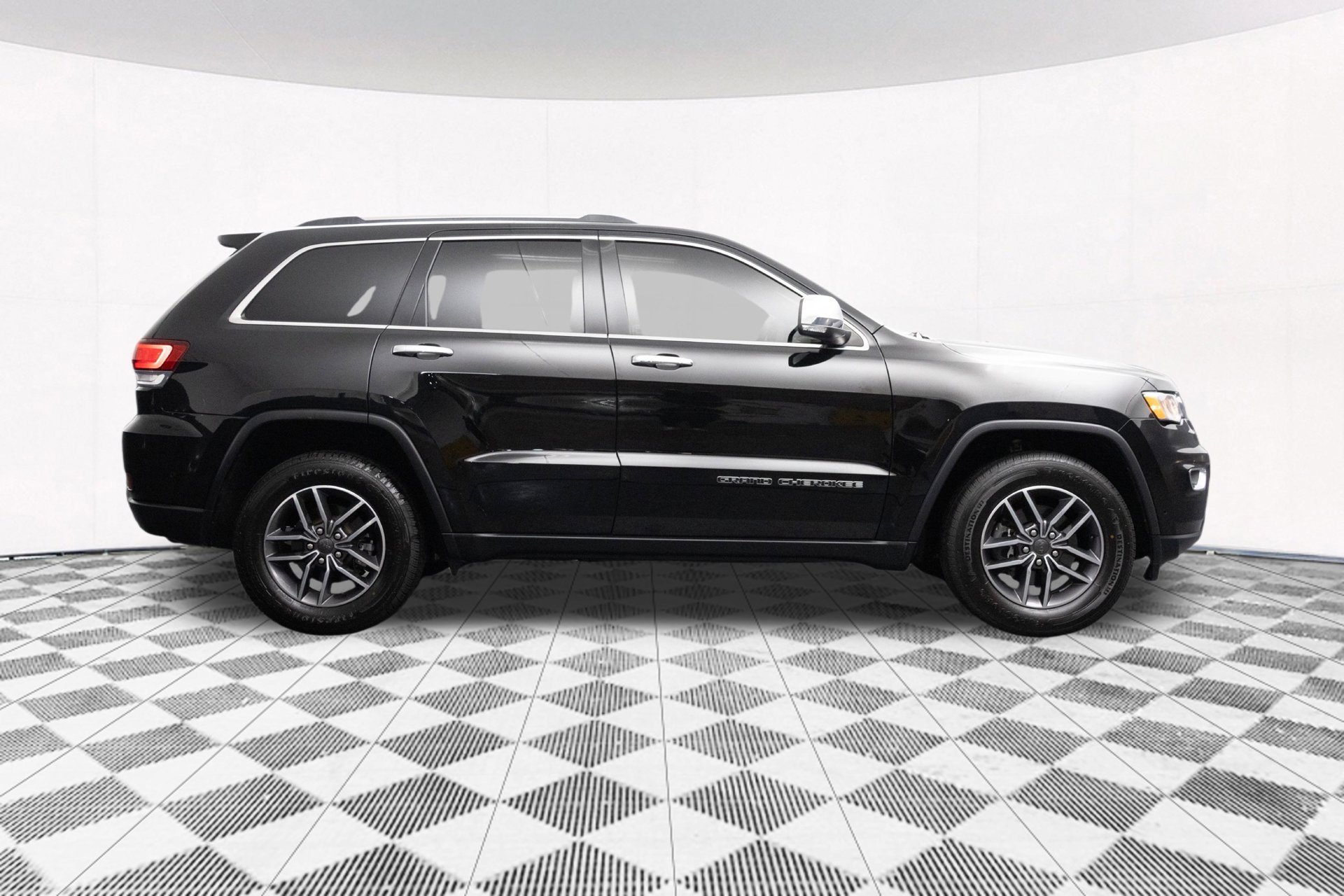 Used 2020 Jeep Grand Cherokee Limited w/ Luxury Group II AWD/4WD image 49
