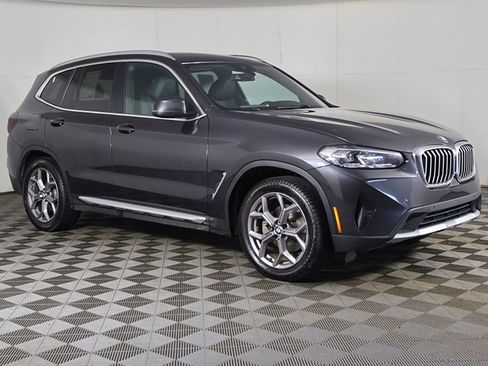 Used 2023 BMW X3 xDrive30i AWD/4WD image 2