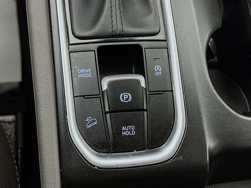 Used 2020 Hyundai Santa Fe SEL image 19