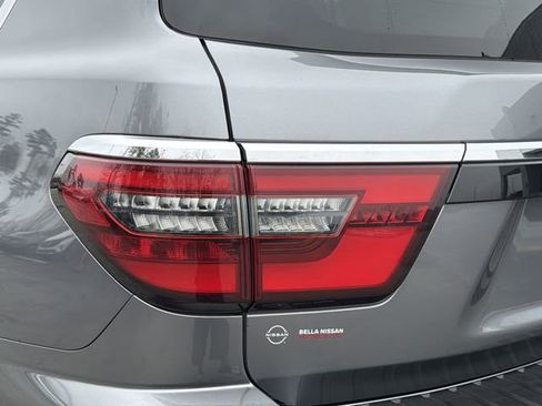 Certified 2023 Nissan Armada SL image 27