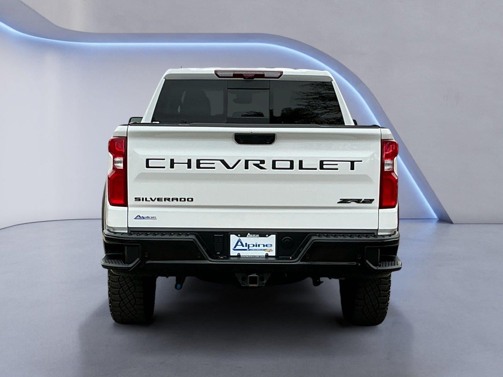Used 2025 Chevrolet Silverado 1500 ZR2 w/ Technology Package AWD/4WD image 4