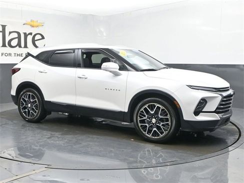 Certified 2023 Chevrolet Blazer Premier w/ Driver Confidence II Package image 6