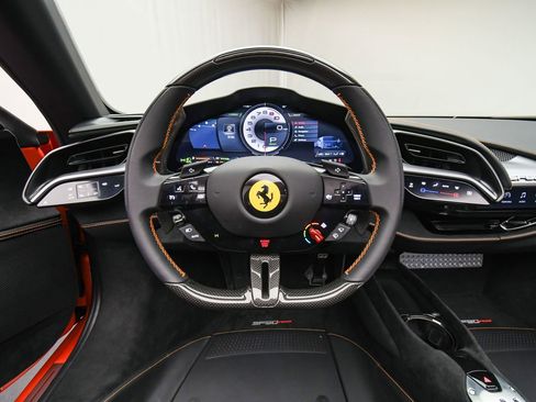 Used 2025 Ferrari SF90 Spider image 13
