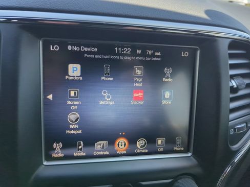 Used 2017 Jeep Grand Cherokee Altitude AWD/4WD image 17