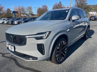 New 2026 Volvo XC90 B6 Plus w/ Protection Package Premier