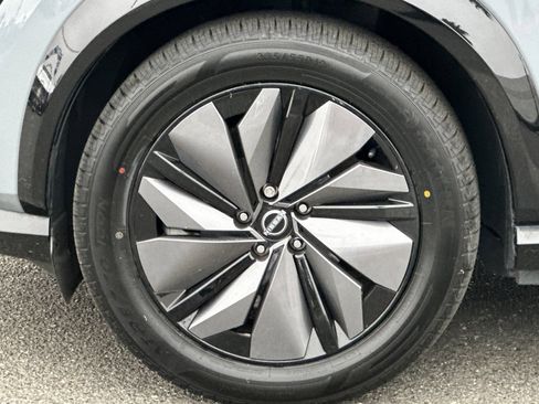 Certified 2024 Nissan Ariya AWD image 33