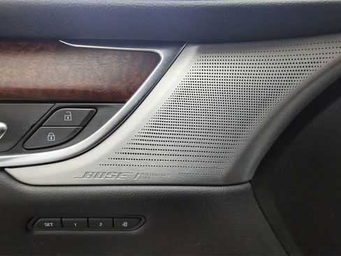 Used 2022 Cadillac XT5 Premium Luxury image 14