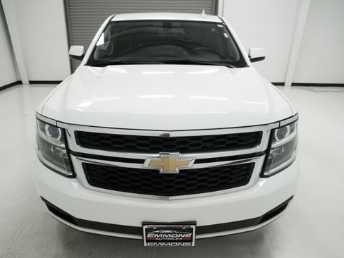 Used 2015 Chevrolet Tahoe 2WD image 2