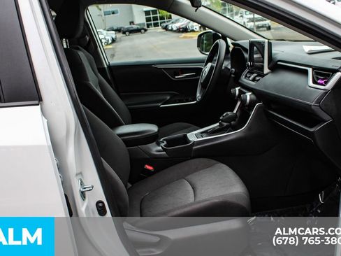 Used 2024 Toyota RAV4 XLE image 21