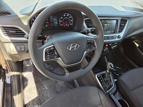 Used 2019 Hyundai Accent SEL image 10
