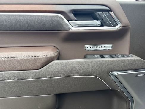 New 2026 GMC Sierra 1500 Denali w/ Denali Reserve Package image 19