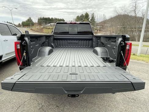 New 2026 GMC Sierra 3500 Denali Ultimate image 10
