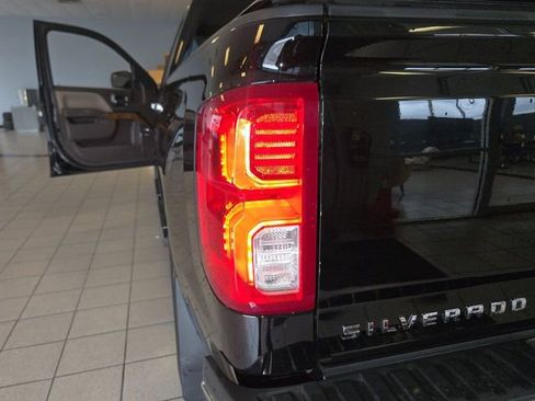 Used 2018 Chevrolet Silverado 1500 LTZ w/ Sport Package image 29