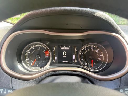 Used 2017 Jeep Cherokee Latitude FWD image 20