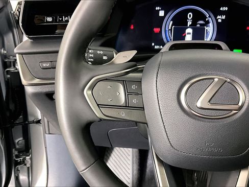 Used 2023 Lexus RZ 450e Premium image 22