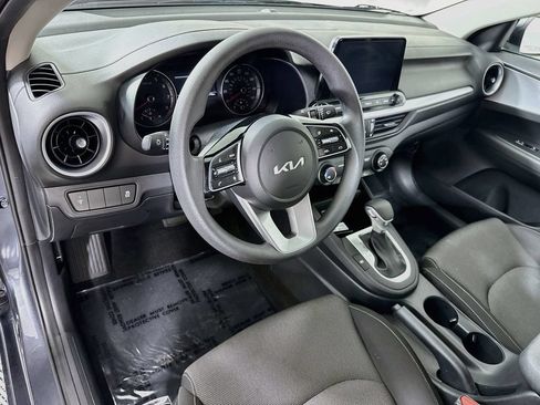 Used 2023 Kia Forte LXS FWD image 17