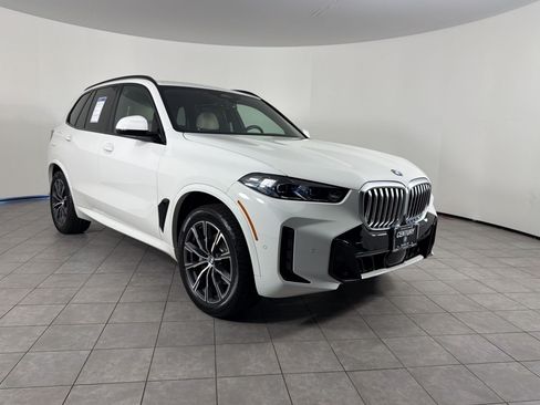 Used 2026 BMW X5 xDrive40i w/ Executive Package AWD/4WD image 7